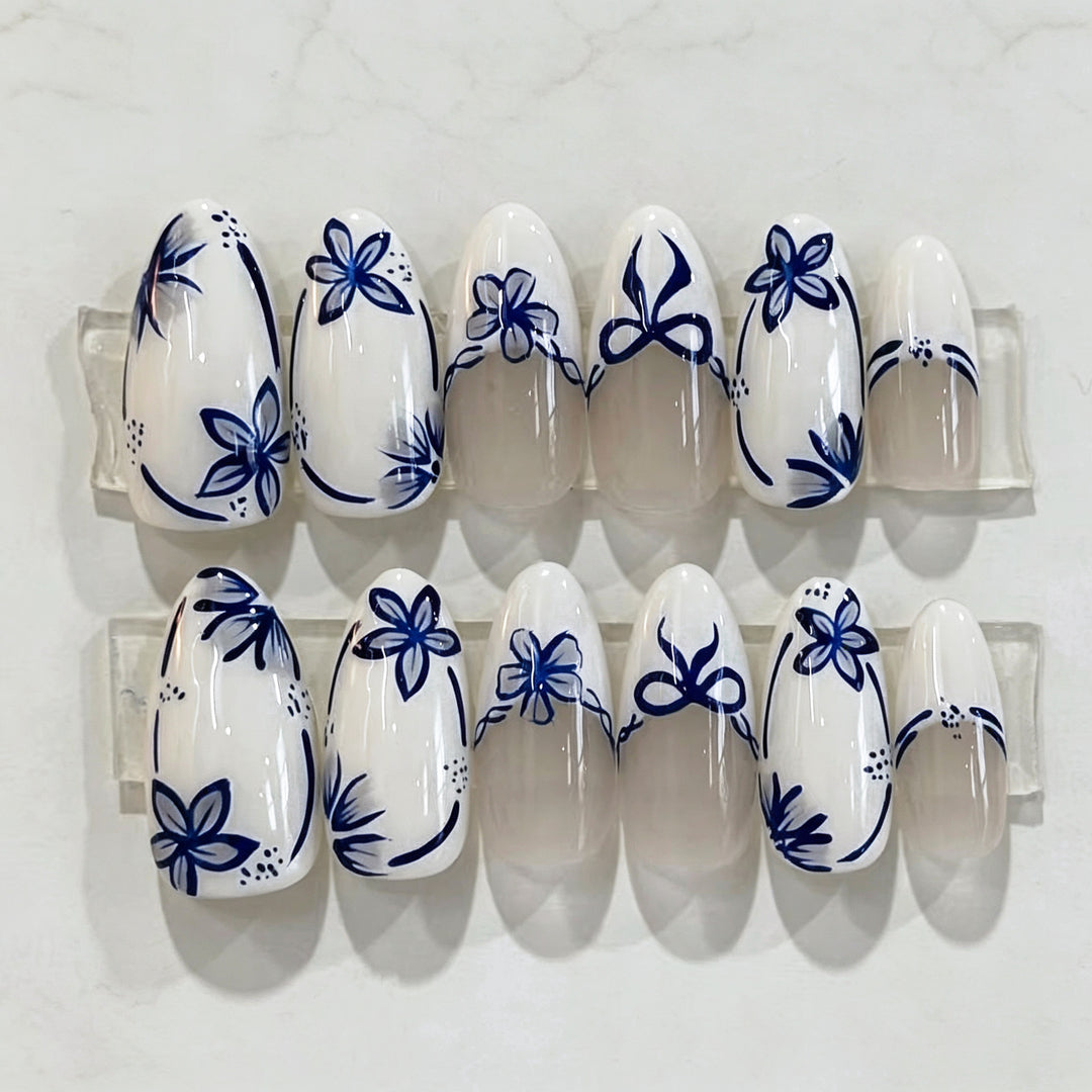 Manuelles, florales Drucknagel-Set
