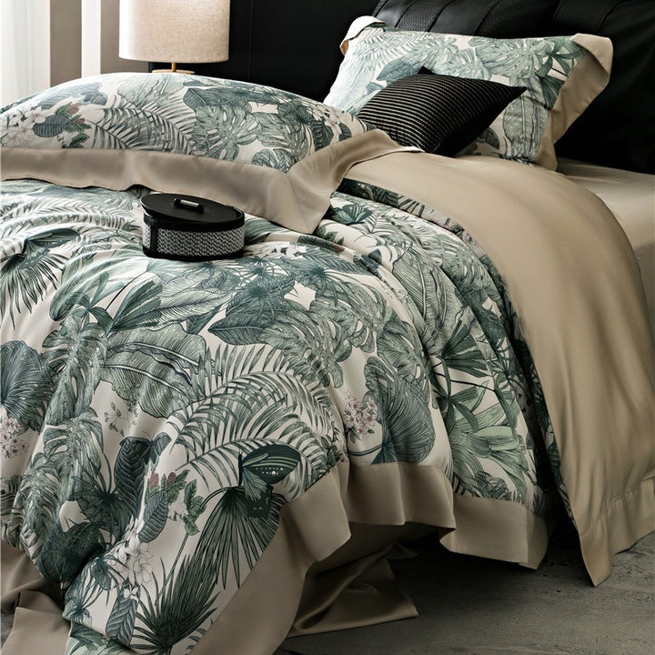 Duvetbezug-Set aus Baumwollsatin mit dezentem Aquarell-Blumenprint und seidig-matter Haptik