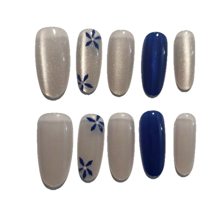 Künstlerisch floral inspiriertes Press-On Nagelset Karnz