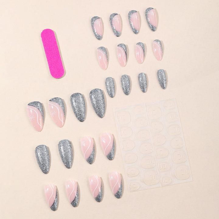 Stylische Stiletto Nagelkunstverlängerungen Karnz