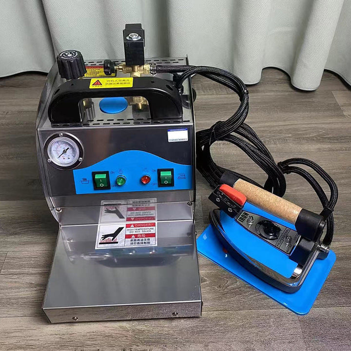 Professioneller Kleiderdampfer Karnz