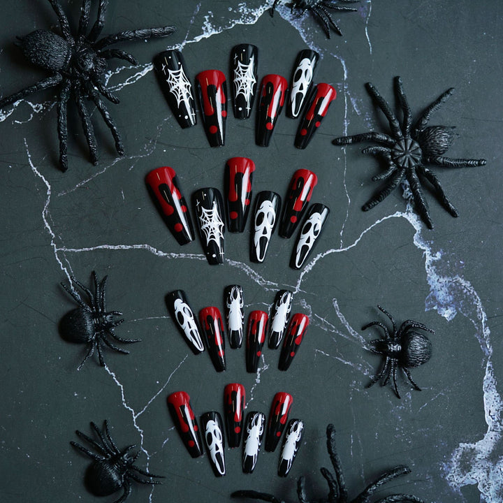 Gothic-Themen Press-On Nagelkunst Set Karnz