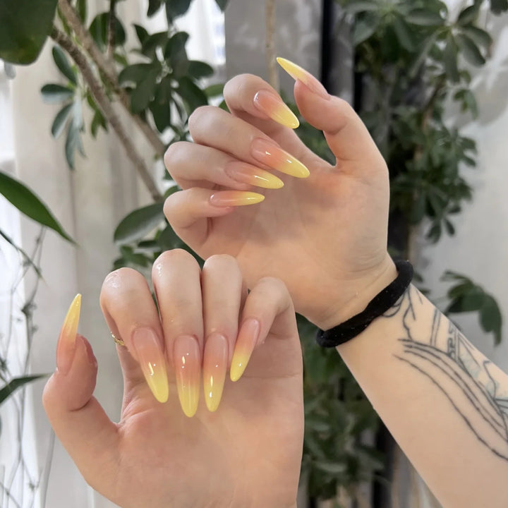 Gradient Stiletto Press-On Nails Karnz