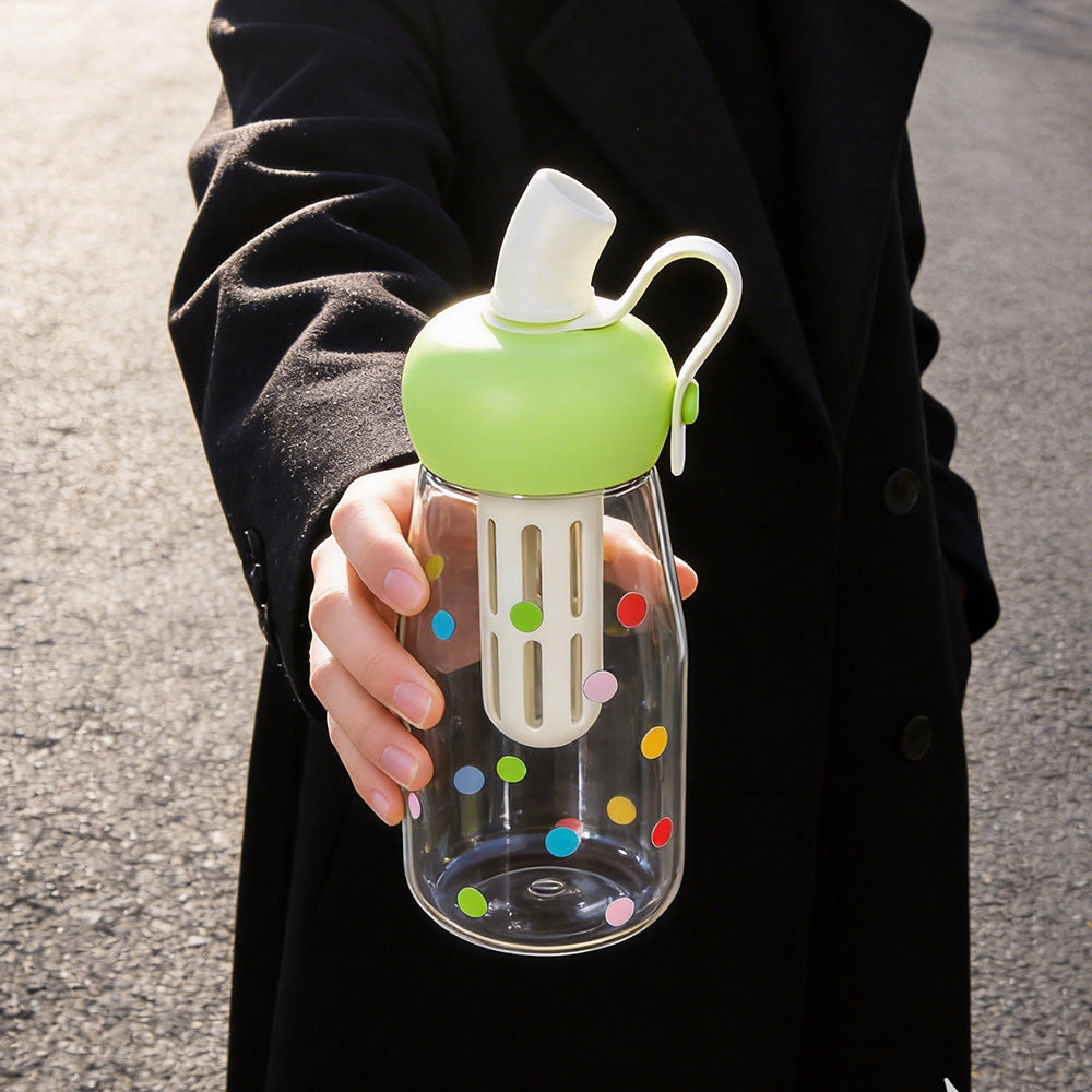 Damen Trinkflasche mit integriertem Fruchtfilter und praktischem Tragegriff Karnz