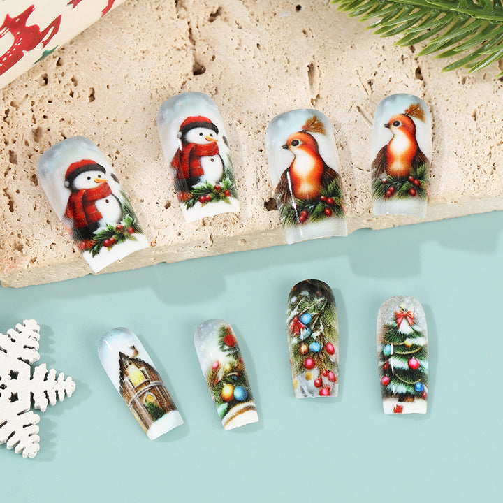 Kreative Kunstnägel im festlichen Weihnachtsdesign Karnz