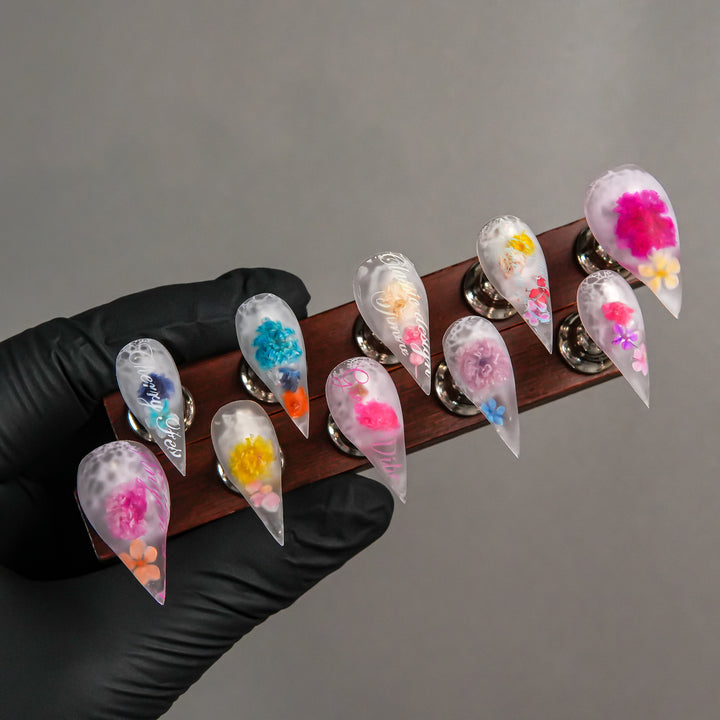 Stiletto Press-On Nagelverstärkungen mit Edelsteinakzenten