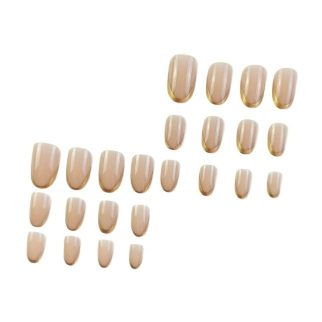 Elegantes Französisches Spitzennagel-Set Karnz