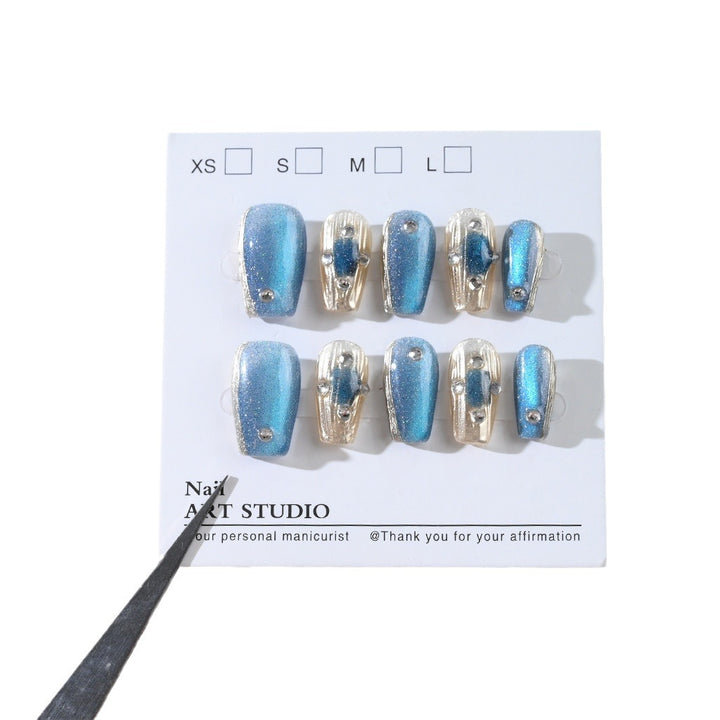 Glitzernde Press-On Nagelkunst Karnz