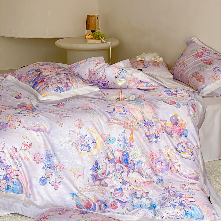 Luxuriöses Satin-Bettwäsche-Set mit märchenhaftem Aquarellprint und dekorativen Kissenbezügen