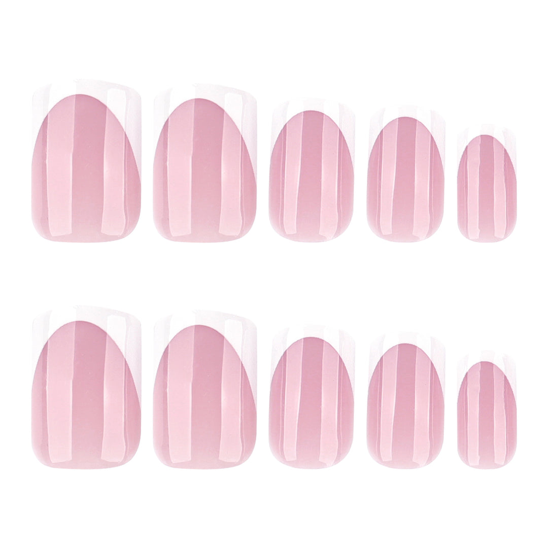 Französische Nagelverlängerungen mit glänzendem Finish Karnz