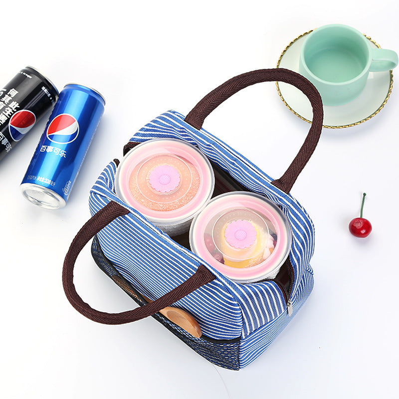 Stylische Isolierte Mittagessen Karnz