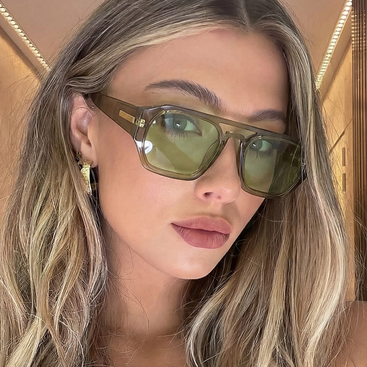 Damen modische rechteckige Brille mit elegantem Metallakzent Karnz