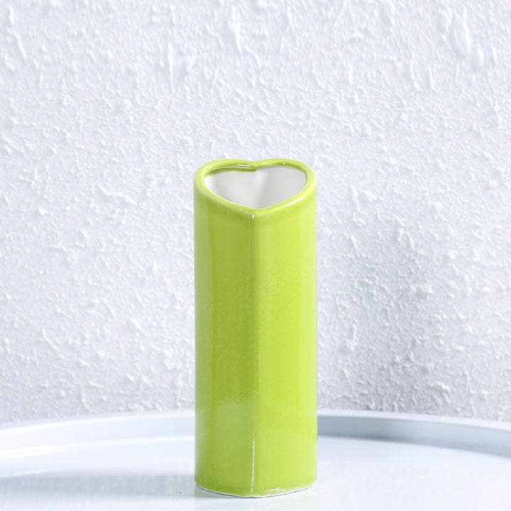 Herzförmige elegante Keramikvase Karnz