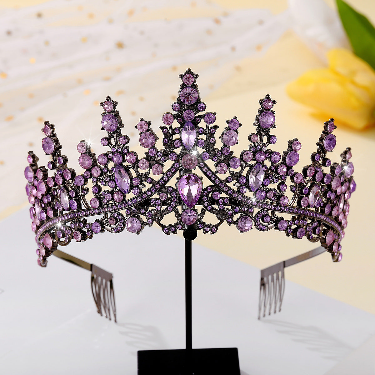 Damen Opulente Tiara mit schwarzem Kristallbesatz Karnz
