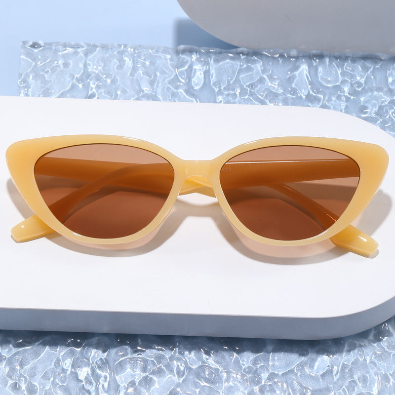 Damen Cat-Eye Sonnenbrille mit modernem Rahmen Karnz