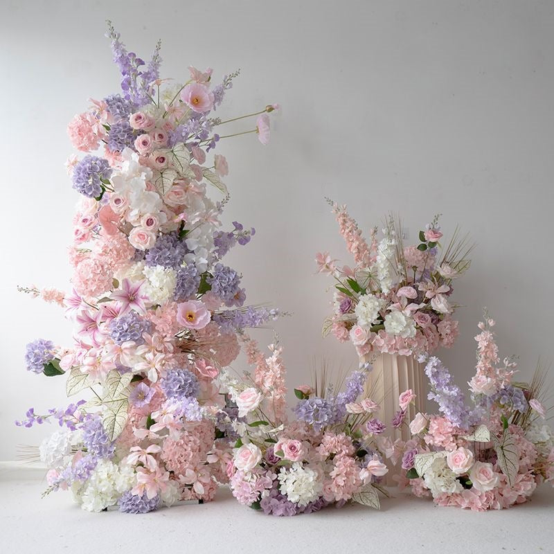 Luxuriöse Kunstblumenarrangement