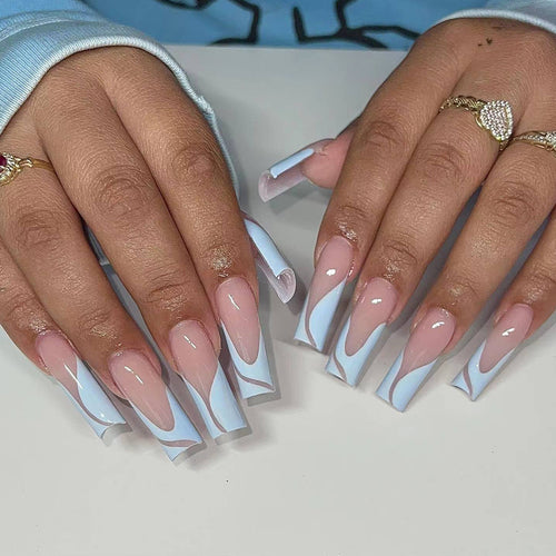 Kreative und stilvolle Nagelkunst Karnz