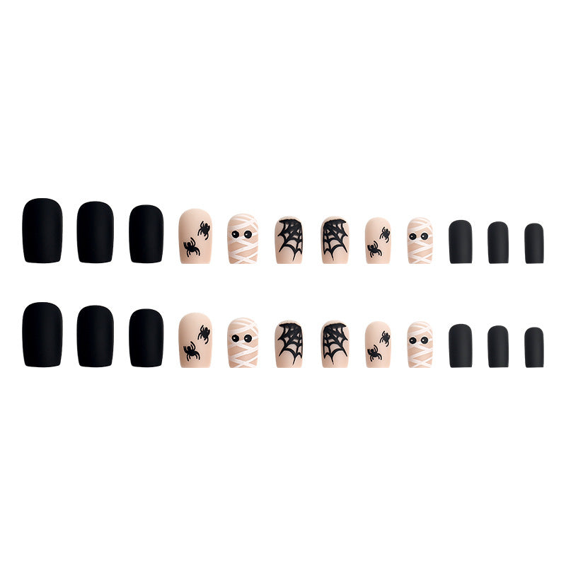 Kunstnagelset mit einzigartigen Mustern Karnz