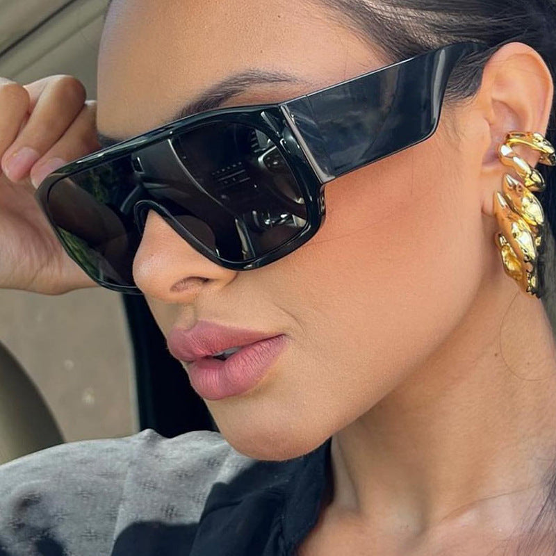 Damen Modische Oversized-Sonnenbrille mit einzigartigem Design Karnz