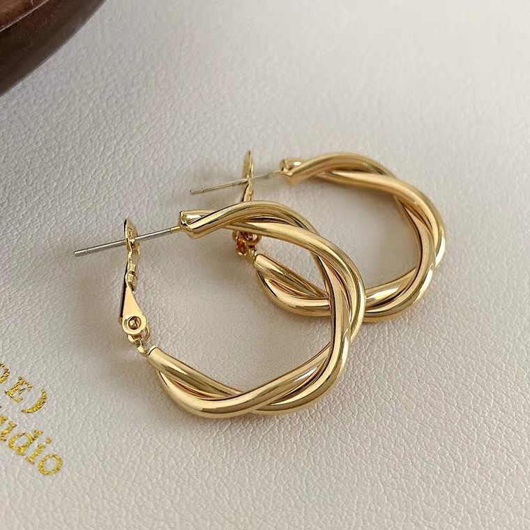 Elegante Spiral-Ohrringe Aus Hochwertigem Metall Karnz