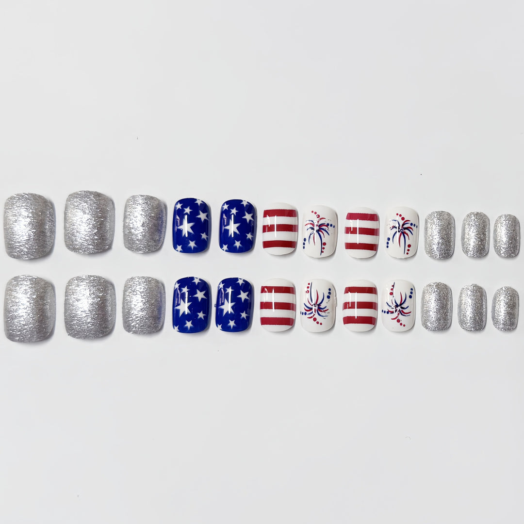 Patriotisches Themen-Press-On-Nagelkunst-Set Karnz