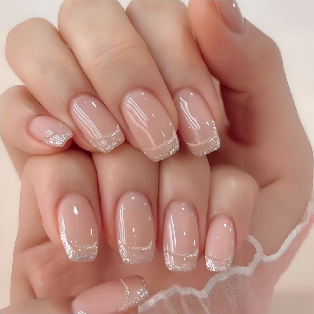 Glitzernde French Tip Press-On Nägel Karnz