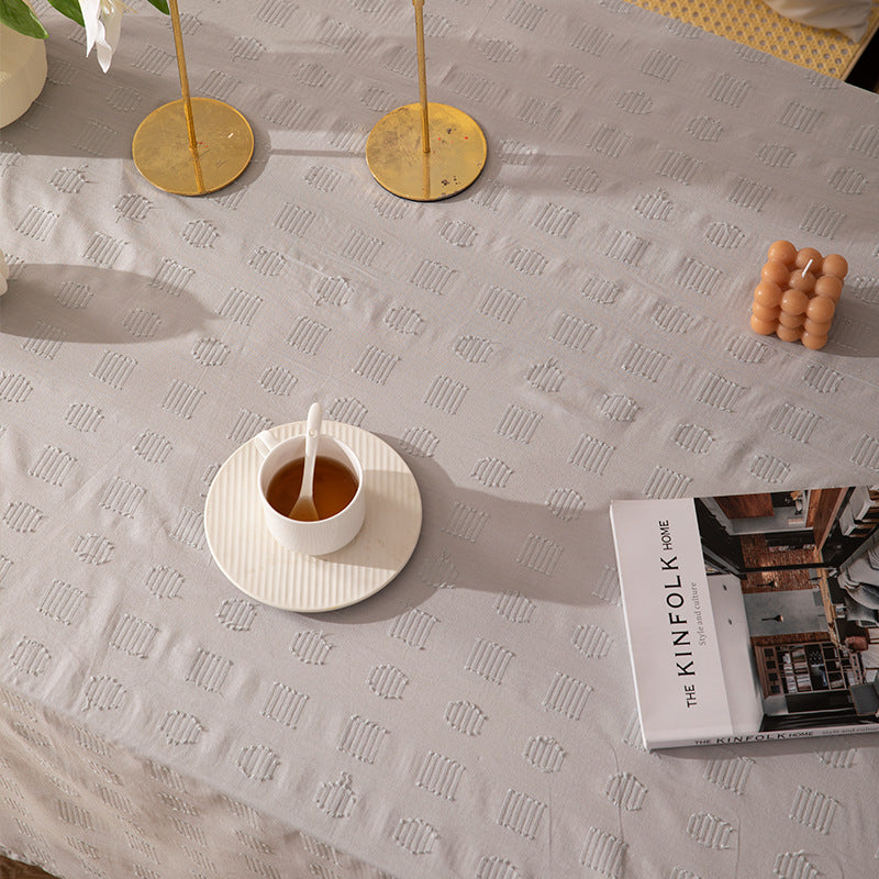 Rechteckige Tischdecke mit jacquardähnlicher Struktur, wasserabweisender Oberfläche und pflegeleichtem Gewebe Karnz