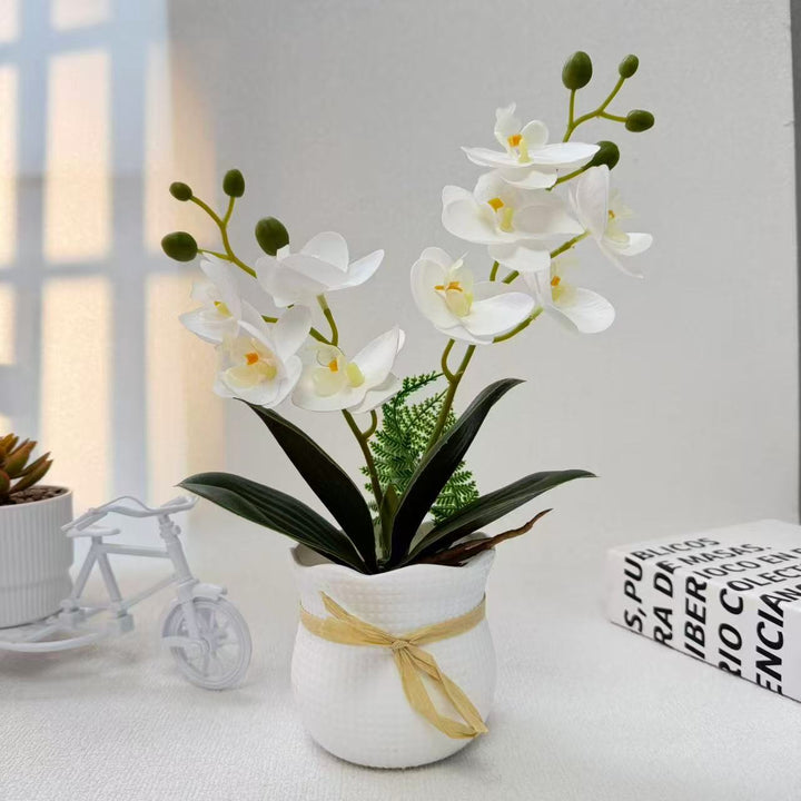 Realistische Dekorative Orchideenpflanze