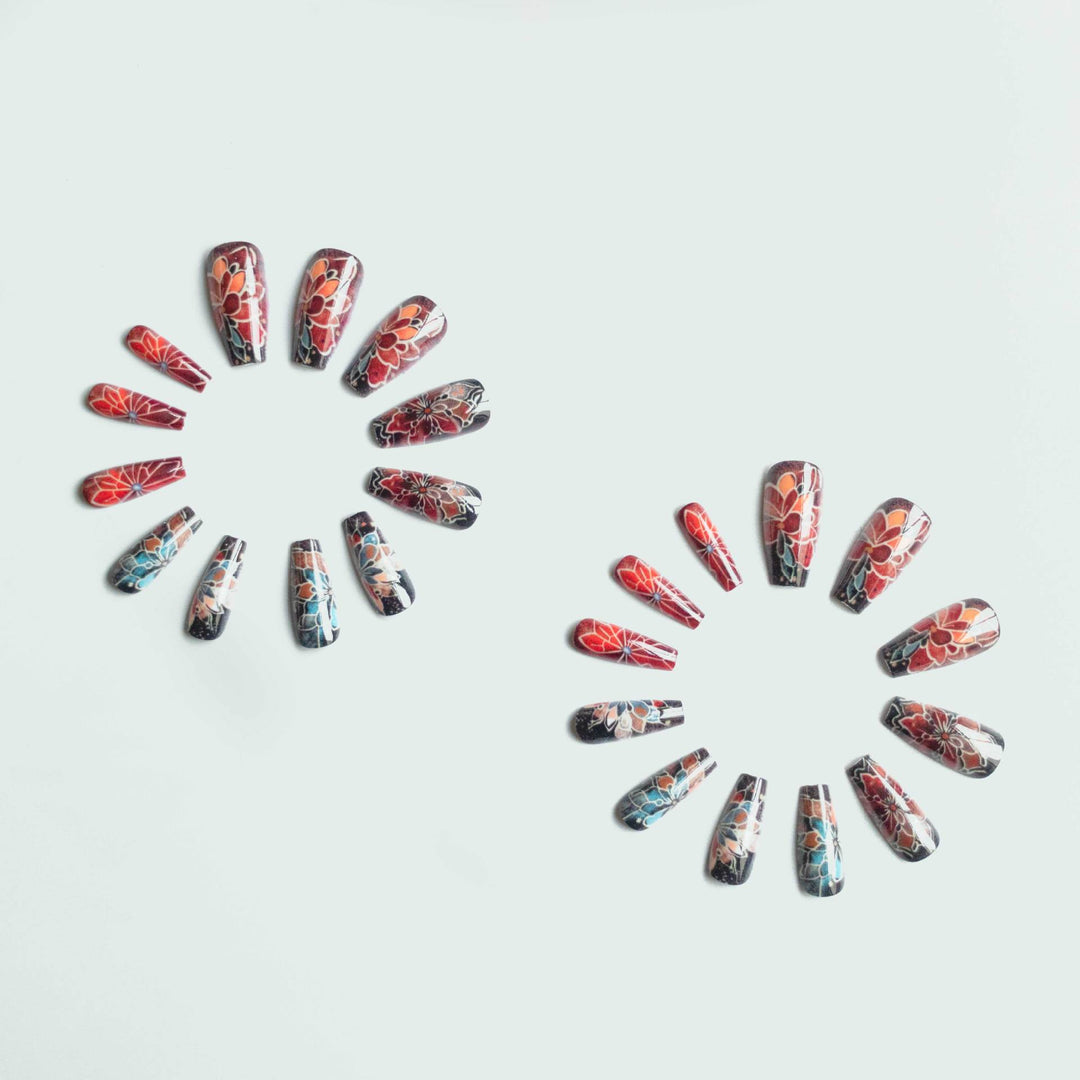 Aufwendiges Blumennagelkunst-Design-Kit