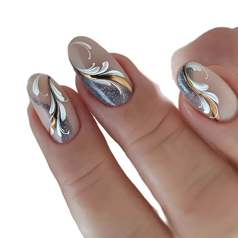 Elegante Ombre Nagelkunst Karnz
