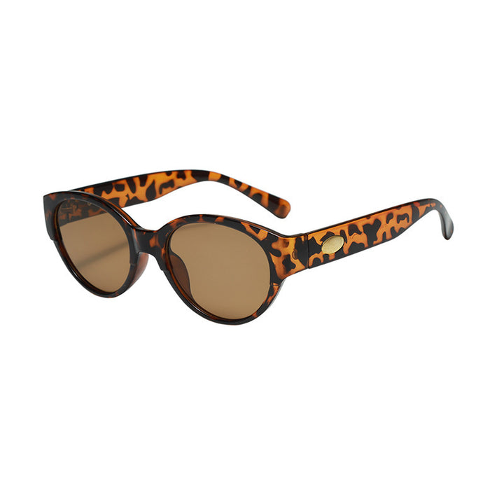 Damen modische Retro-Sonnenbrille im zeitgenössischen Stil Karnz