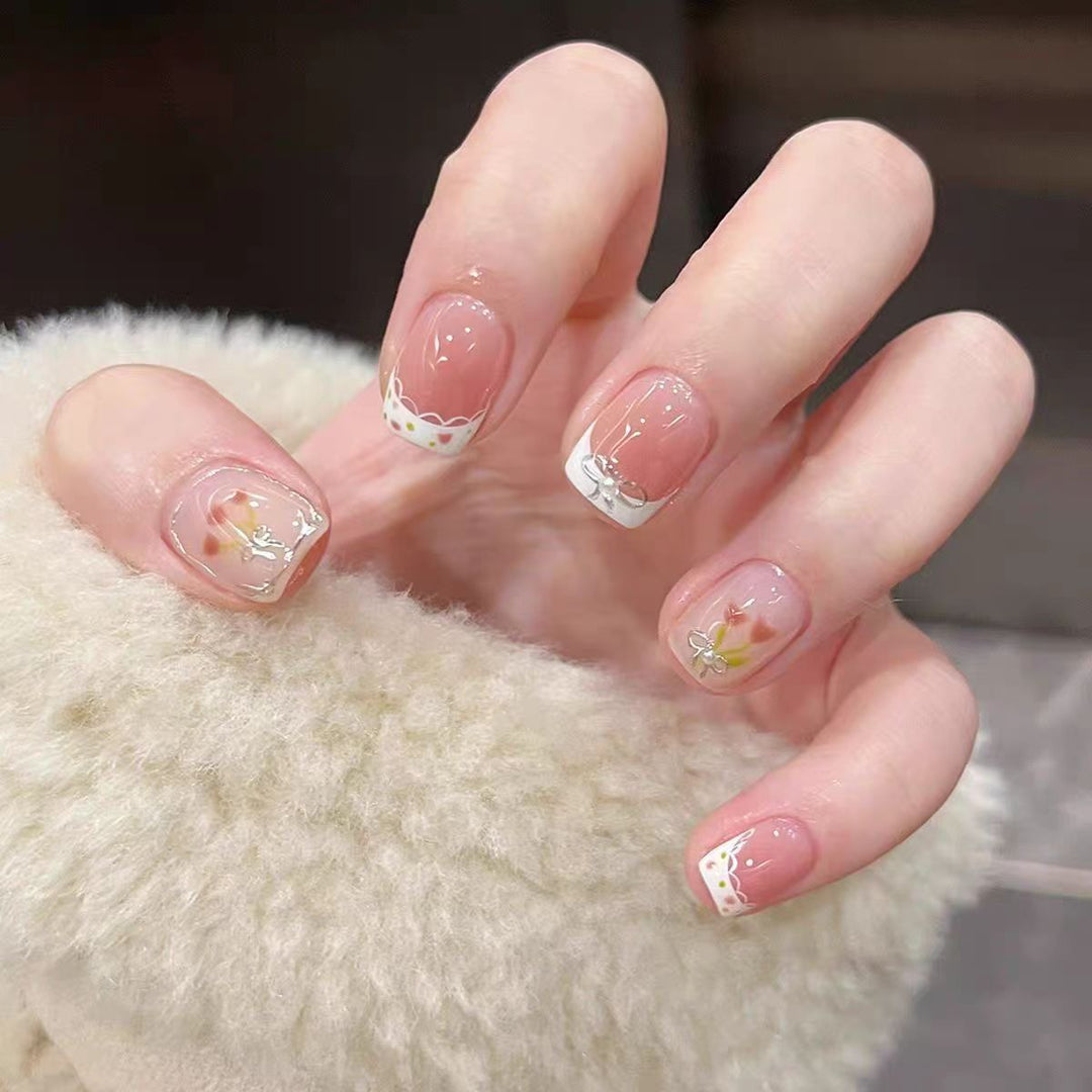 Blumenmuster Press-On Nagelset Karnz