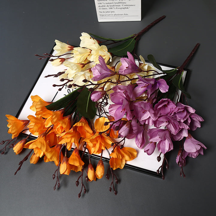 Realistische künstliche Orchideenarrangement