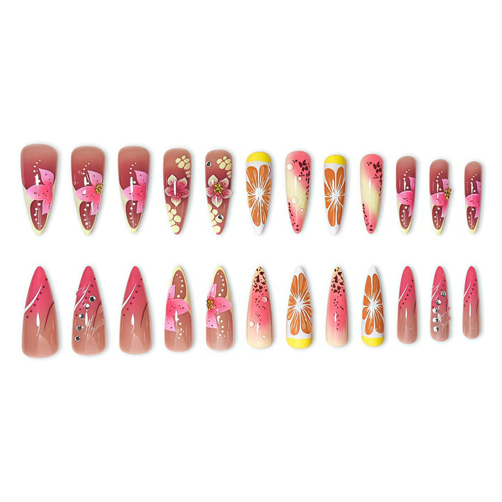 Florales Design Stiletto Nagelverzierungen Karnz