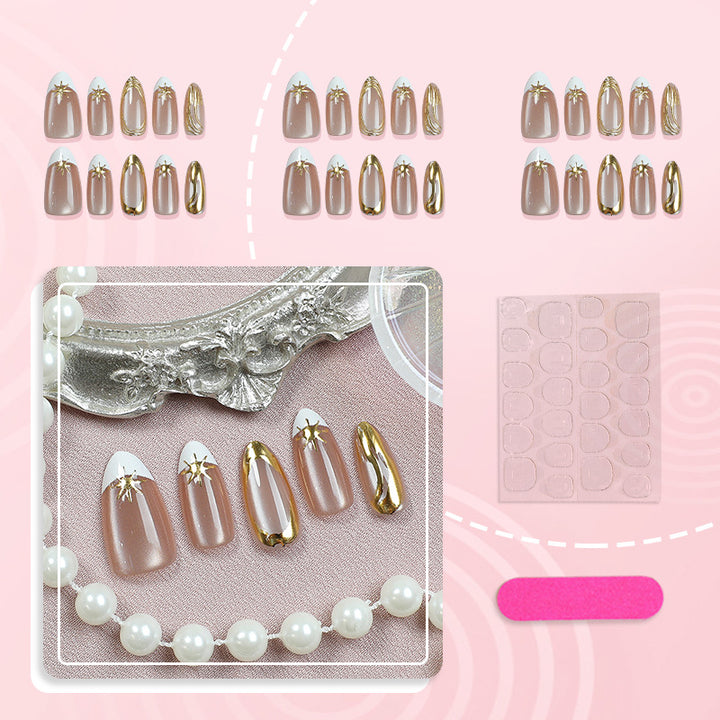 Elegantes Druck-Nagel-Set mit Goldakzenten