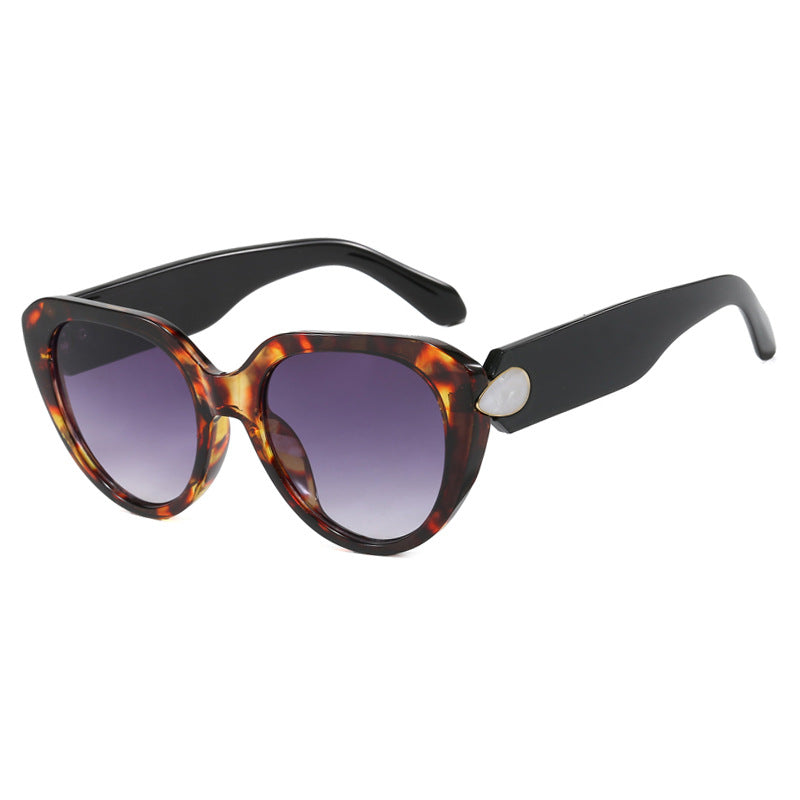 Damen Cat-Eye Sonnenbrille mit auffälligem Design und schützendem UV-Filter Karnz