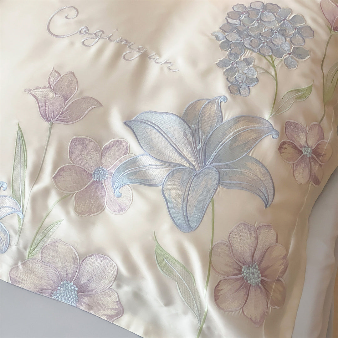 Botanisch besticktes Satin-Mischbettwäsche-Set mit Kissenbezügen