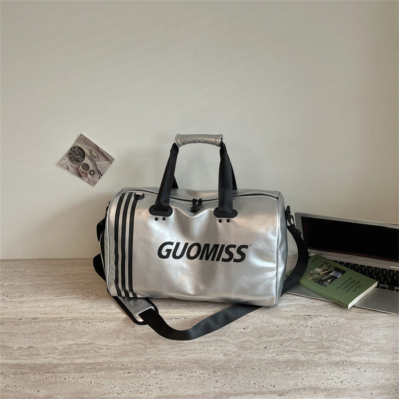 Sportlicher Reisetasche