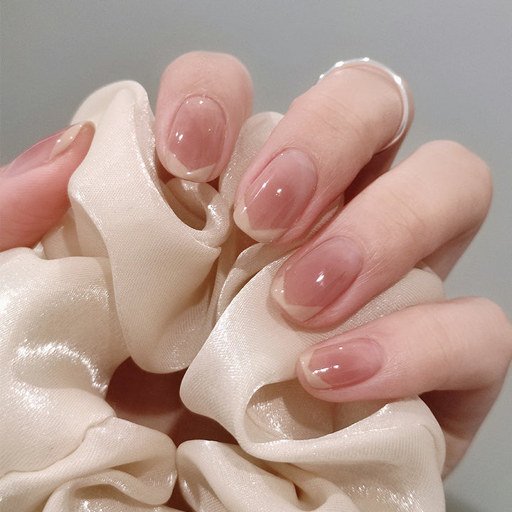 Elegante Französische Spitzen-Gel-Nagelkunst