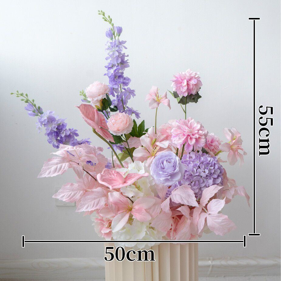 Lebensechte Blumenarrangement-Darstellung