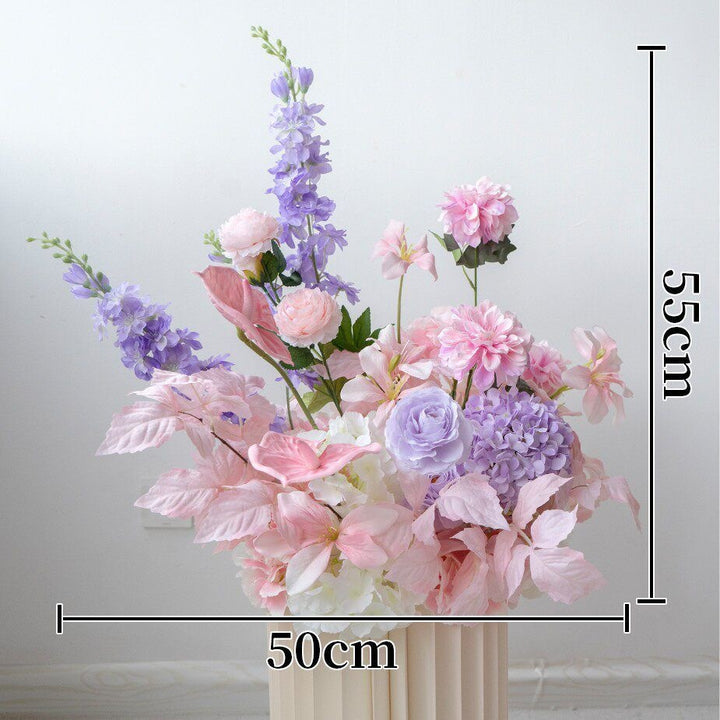 Lebensechte Blumenarrangement-Darstellung