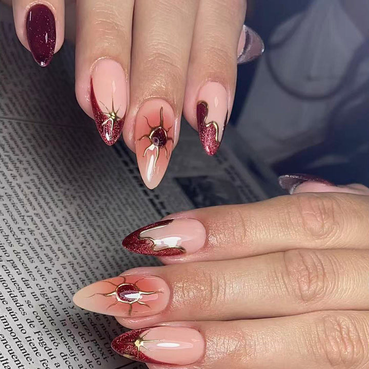 Elegante Spitz-Nagelkunst-Erweiterungen Karnz