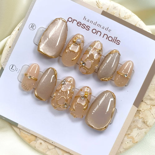 Handgefertigtes Dekoratives Press-On Nagelset