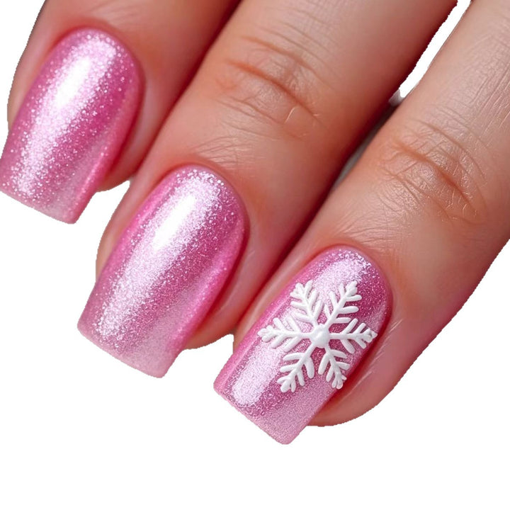Kreative Nagelkunst mit Festlichem Schneeflocken-Design Karnz
