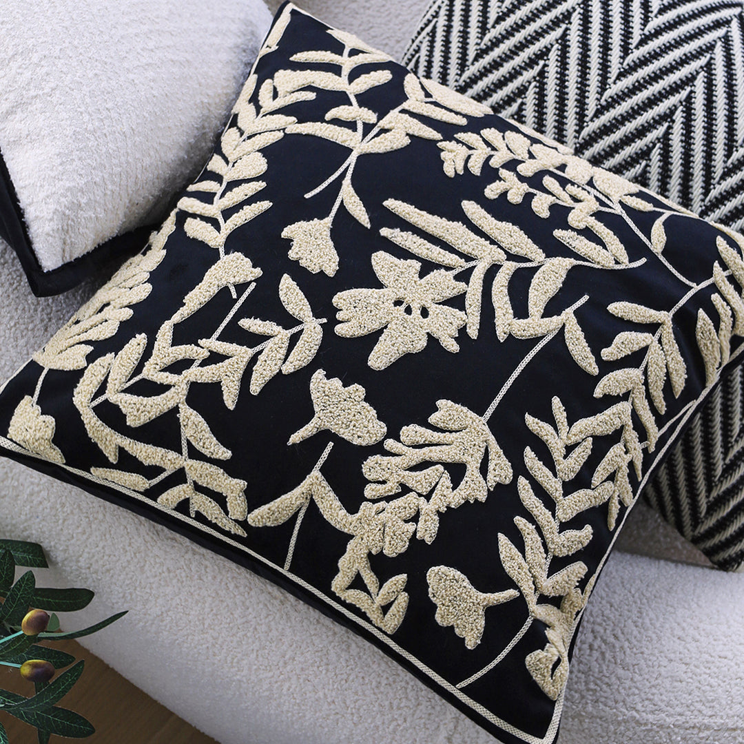 Elegantes Wohnkissen mit strukturiertem Design