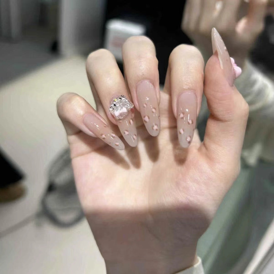 Kreative 3D Nagelkunstverlängerungen Karnz