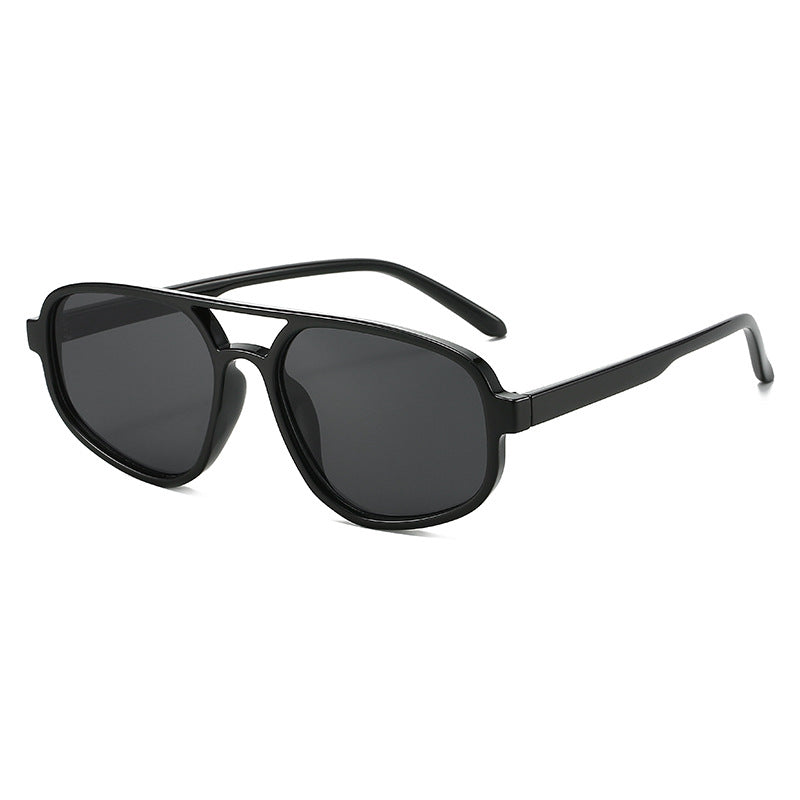 Damen modische Sonnenbrille mit breitem Gestell und UV-Schutz Karnz