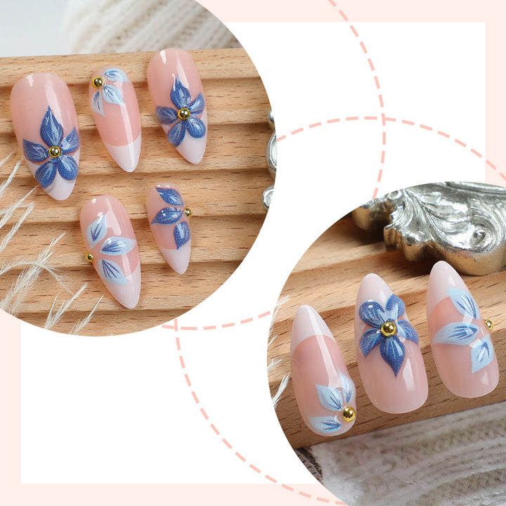 Press-On Nagelset mit floralen Verzierungen Karnz