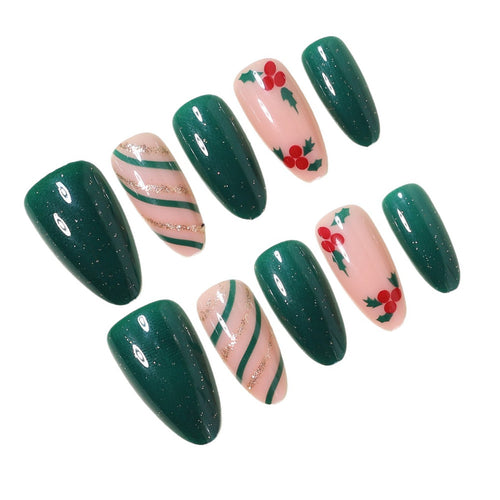 Festliche Feiertags-Nagelkunst-Wickel Karnz