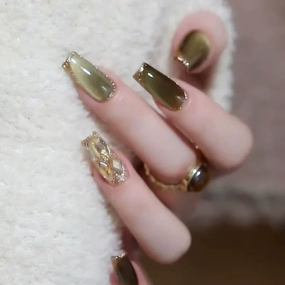 Glamouröser Luxuriöser Press-On Nagelset Karnz